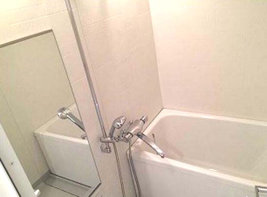 バス・シャワールーム　★浴室乾燥機付きバスルーム★