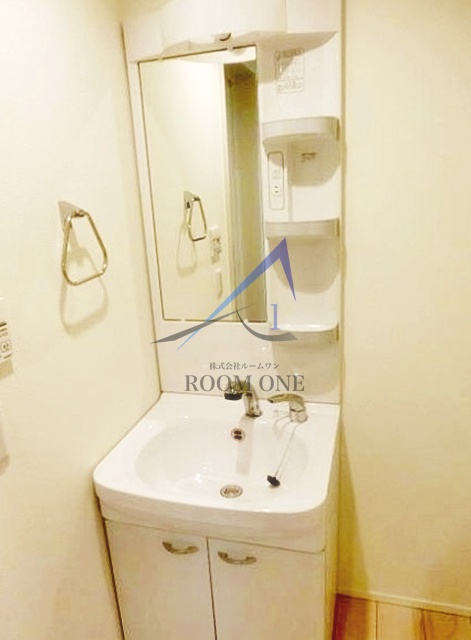 洗面設備　洗面台です。