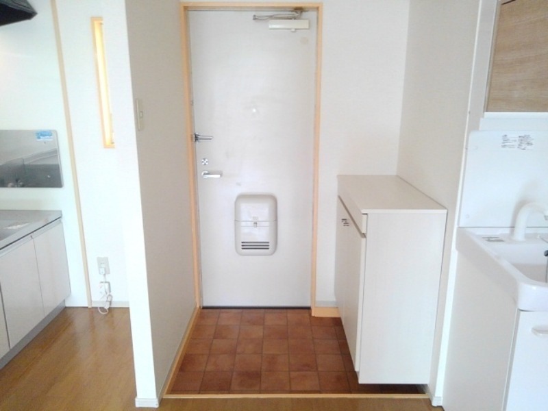 玄関　図面と現状に相違がある場合には現状を優先