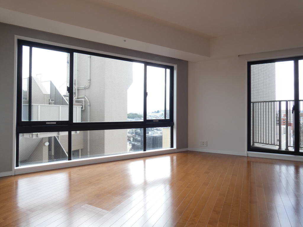 居室・リビング　内観1