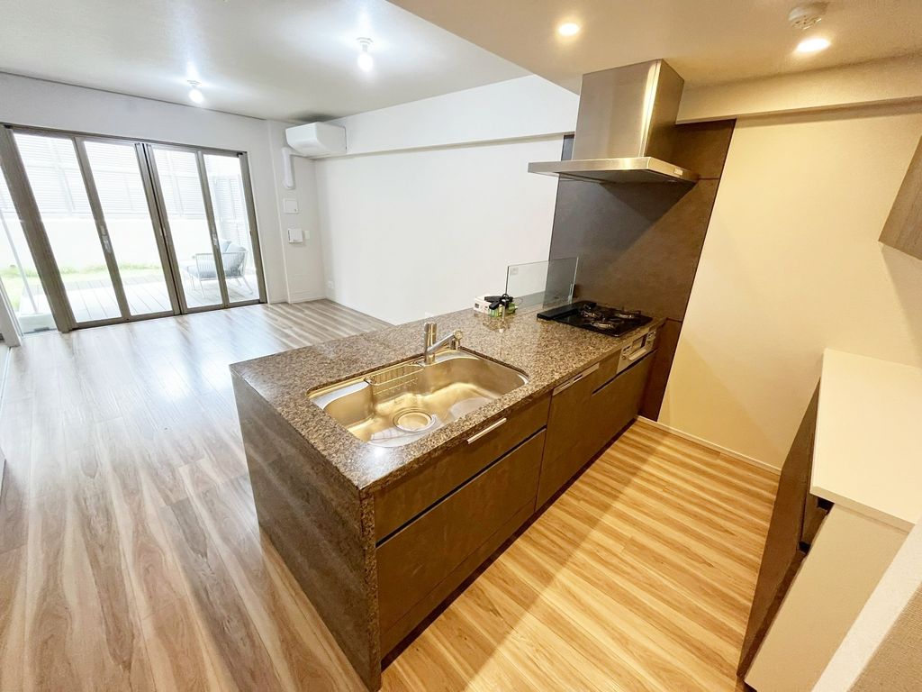 キッチン　★駅まで平坦アクセス★