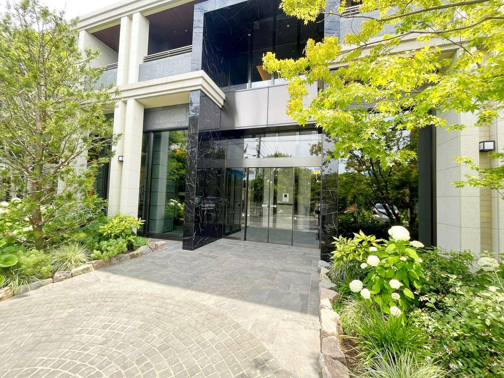 エントランス　★駅まで平坦アクセス★