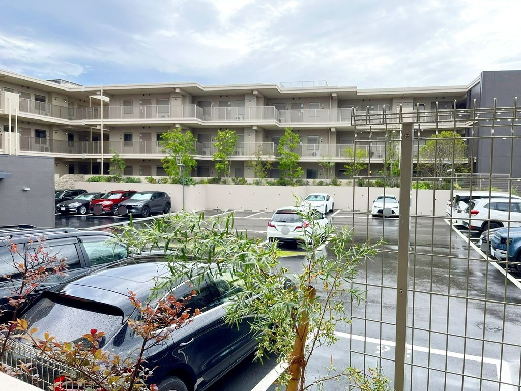 駐車場　★駅まで平坦アクセス★