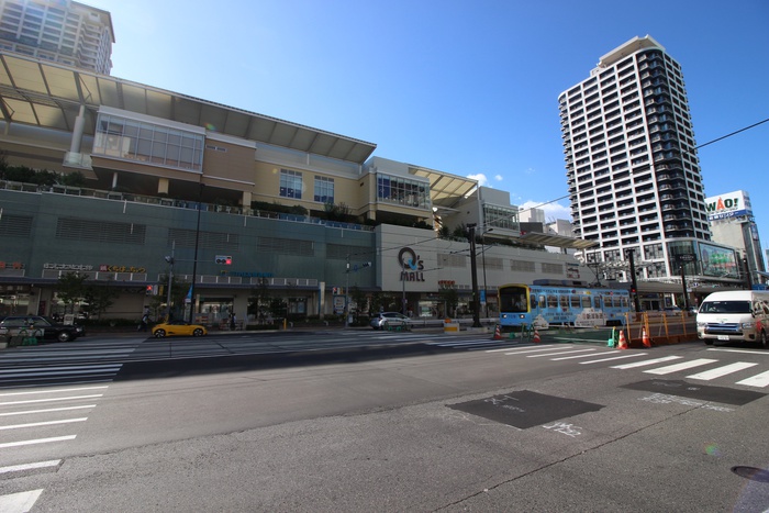 ショッピングセンター　あべの キューズモール（ショッピングセンター）まで1100m