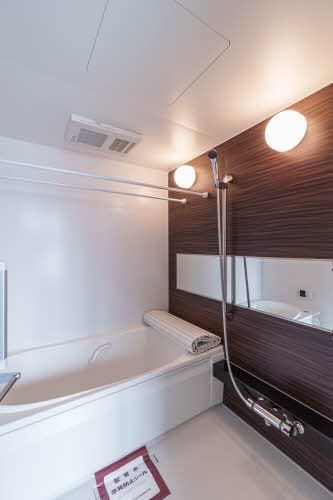 バス・シャワールーム　バス