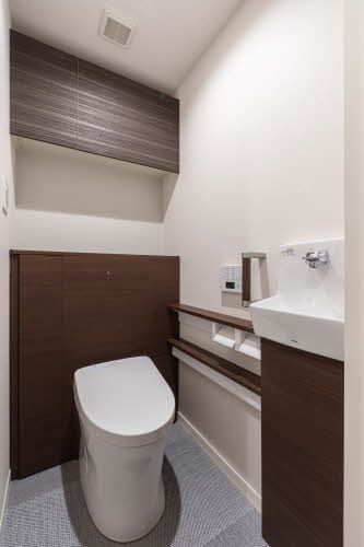 トイレ　トイレ