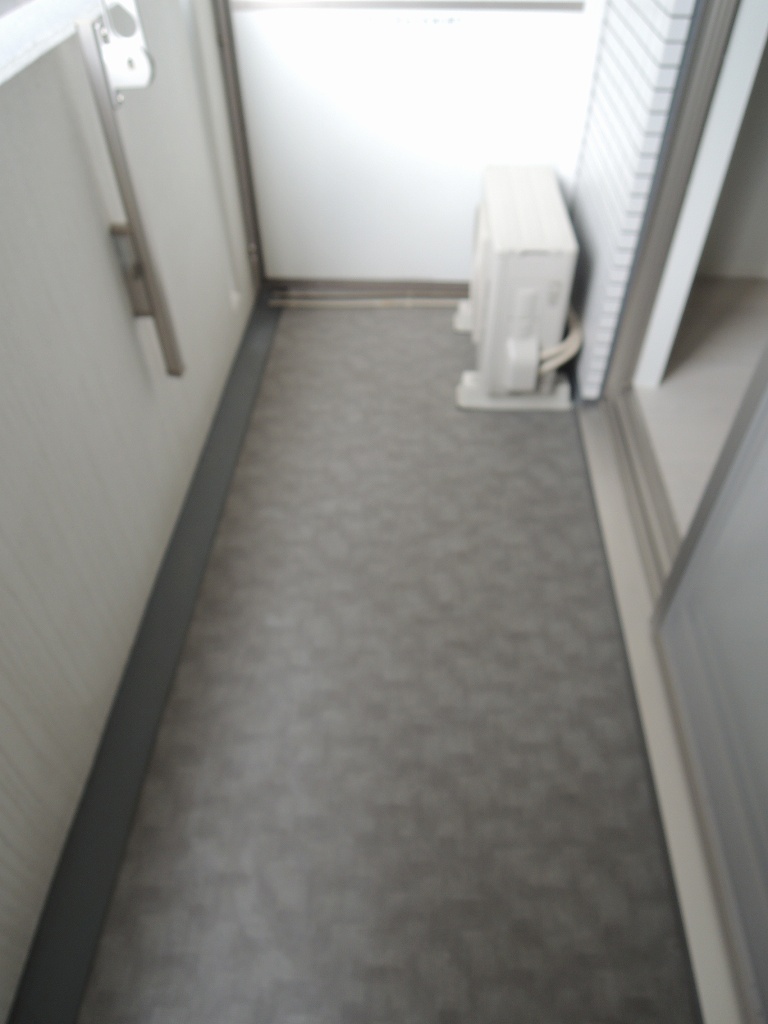 バルコニー　※別室参考写真