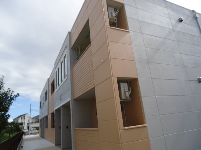 建物外観　外観写真（昼）