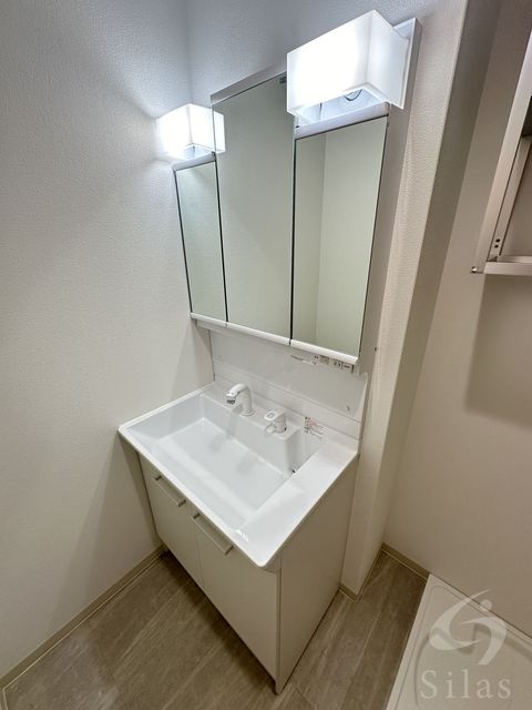 洗面設備　同仕様