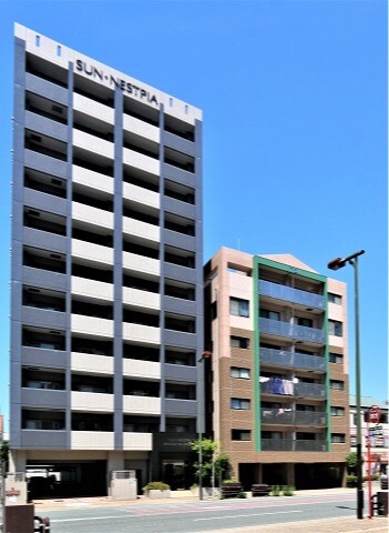 建物外観　存在感のあるきれいな外観です