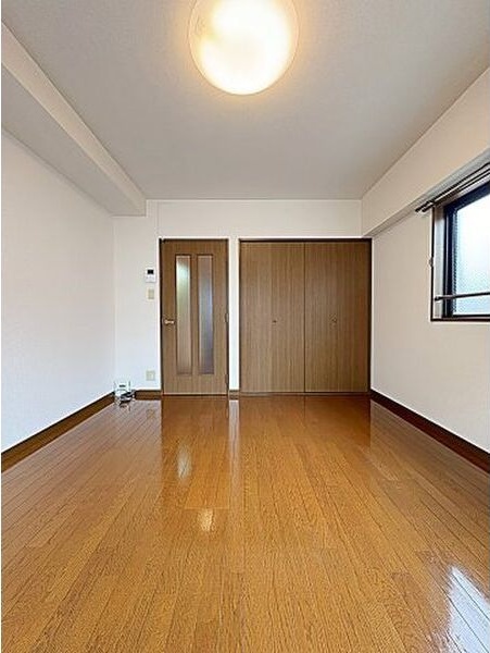 居室・リビング　初期費用分割可★ご希望の場所まで無料送迎サービス付♪