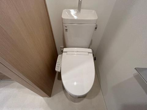 トイレ　トイレ