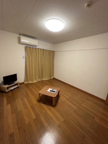 居室・リビング　※類似物件の写真となります。イメージ、現状優先。