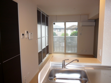 居室・リビング　ケイ・ダビッドソン