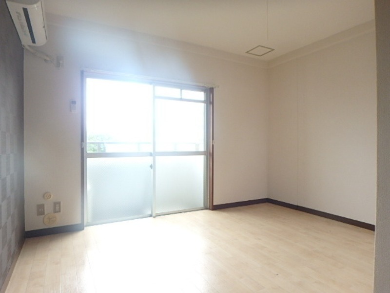 居室・リビング　図面と現状に相違がある場合には現状を優先