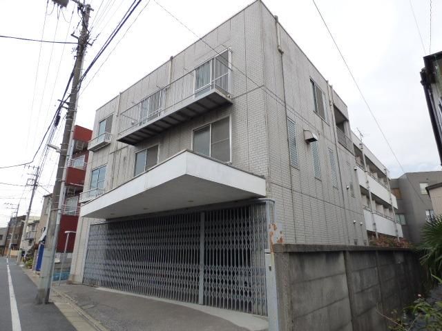 建物外観　駅徒歩1分、閑静な住宅街立地