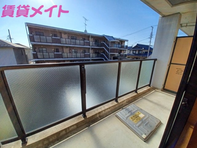バルコニー　別部屋同タイプ