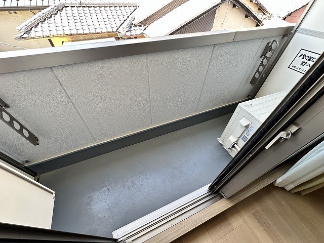 バルコニー　別間取り・別部屋部屋（302号室の写真です）