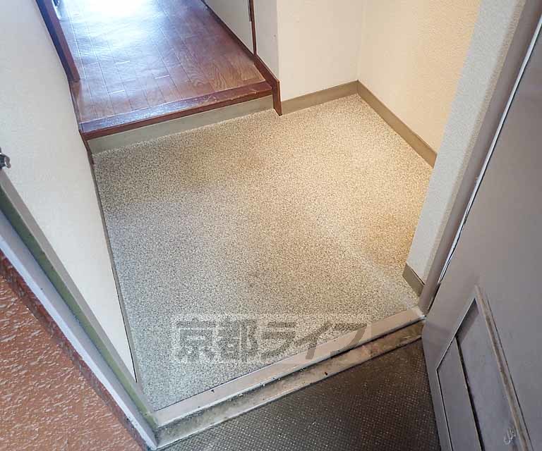玄関　すっきりとした玄関です。