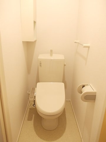 トイレ　コンパクトで使いやすいトイレです