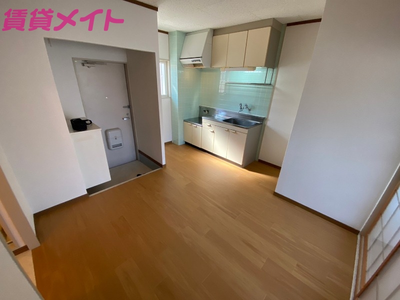 居室・リビング　別部屋参考写真です