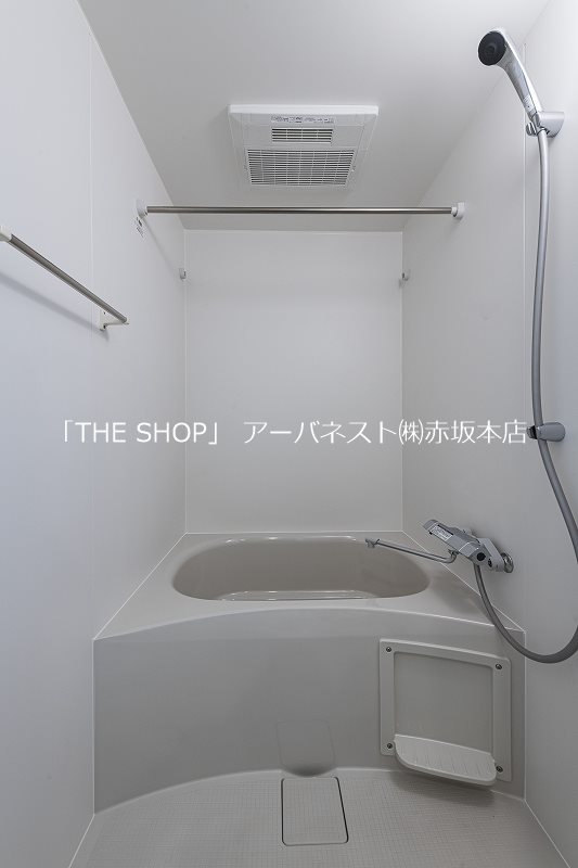 バス・シャワールーム　浴室乾燥機つき