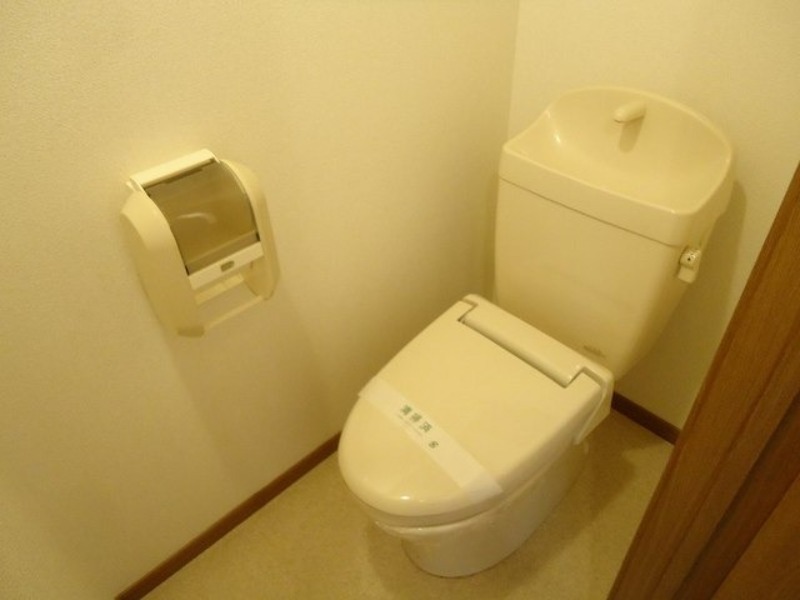 トイレ　図面と現状に相違がある場合には現状を優先