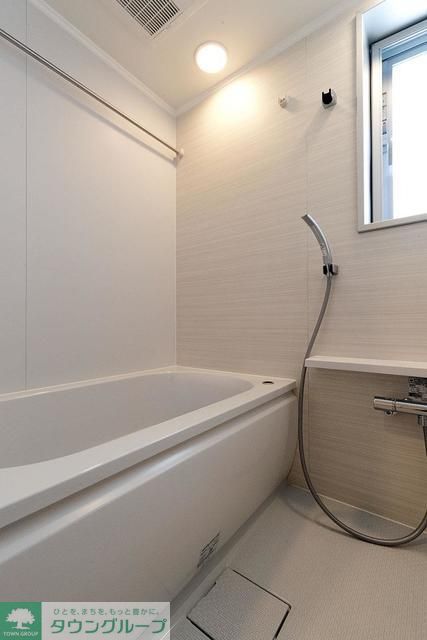 バス・シャワールーム　※写真は同タイプ住戸です。