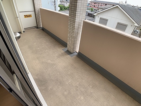 バルコニー　参考写真　南向きバルコニー