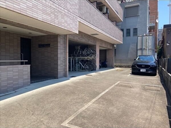 駐車場　名古屋で一番初期費用の安い賃貸専門の不動産会社です(^^)