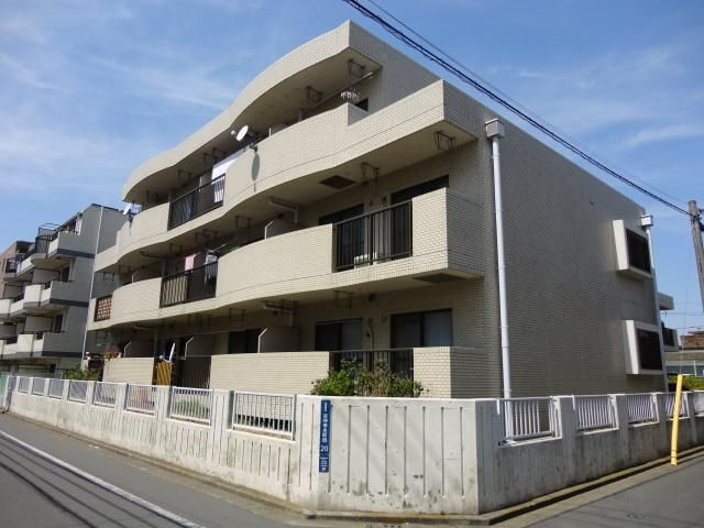 建物外観　タイル張りの外観