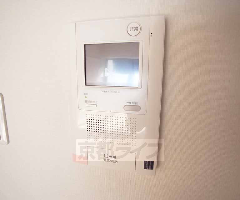 セキュリティ　オートロック、ＴＶモニターホン付きで防犯面も安心です。