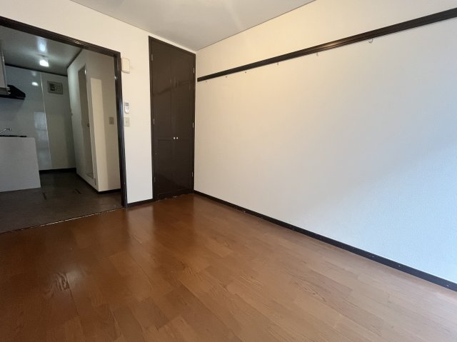 居室・リビング　同物件別部屋参考写真