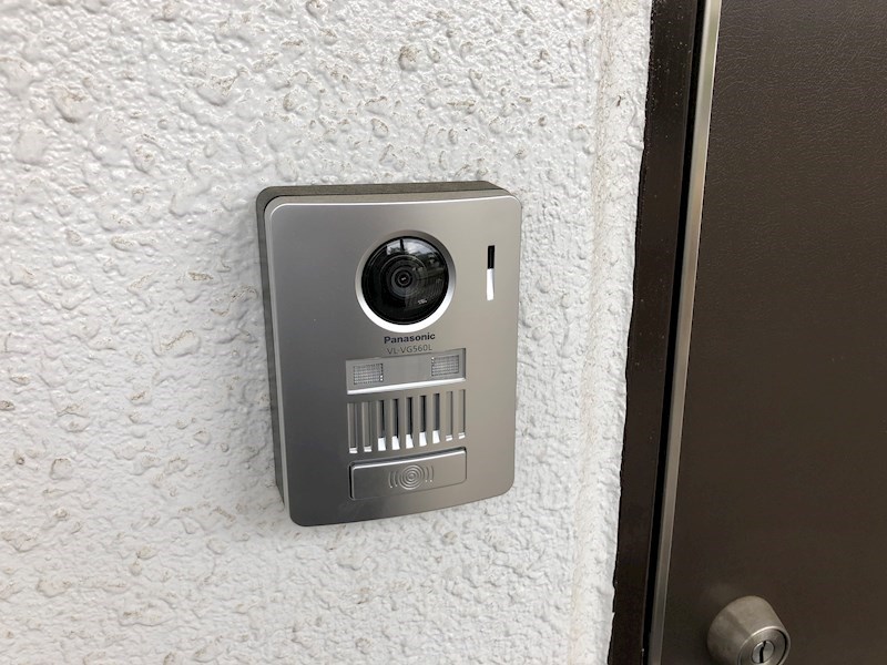 セキュリティ　相手の顔を確認できるモニターホン