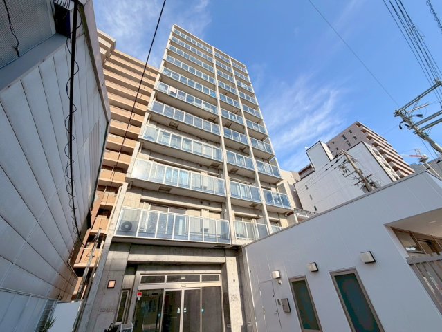 建物外観　オシャレな外観。この周辺では飛びぬけて目立っています。