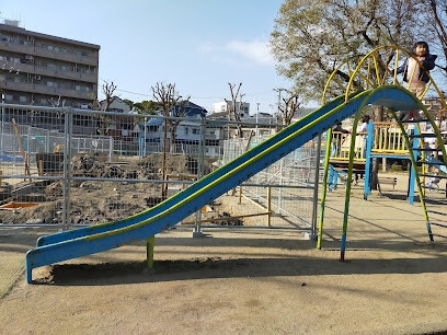 公園　野里公園（公園）まで240m