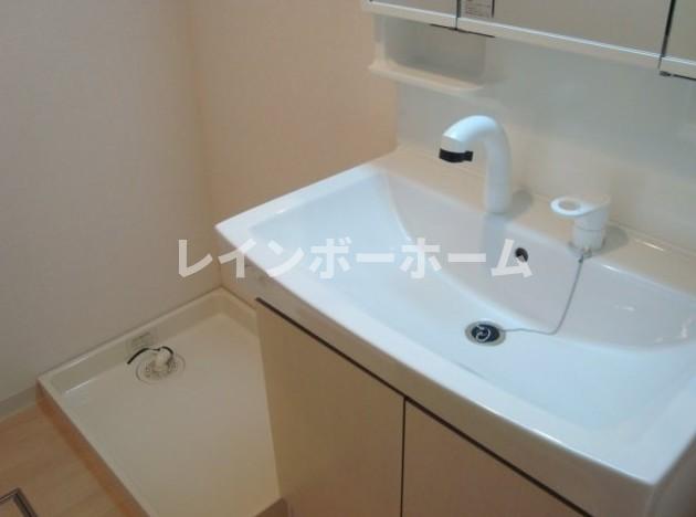 洗面設備　使いやすい洗面所です