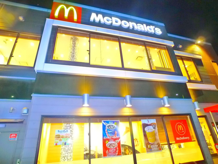 飲食店　マクドナルド（飲食店）まで110m
