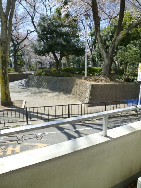 バルコニー　※同物件の別部屋写真となります。