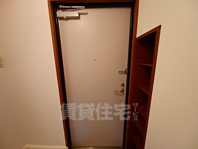 玄関　同建物別部屋