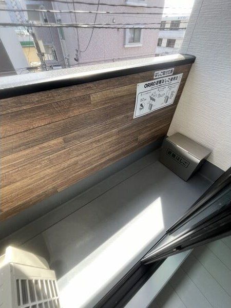 バルコニー