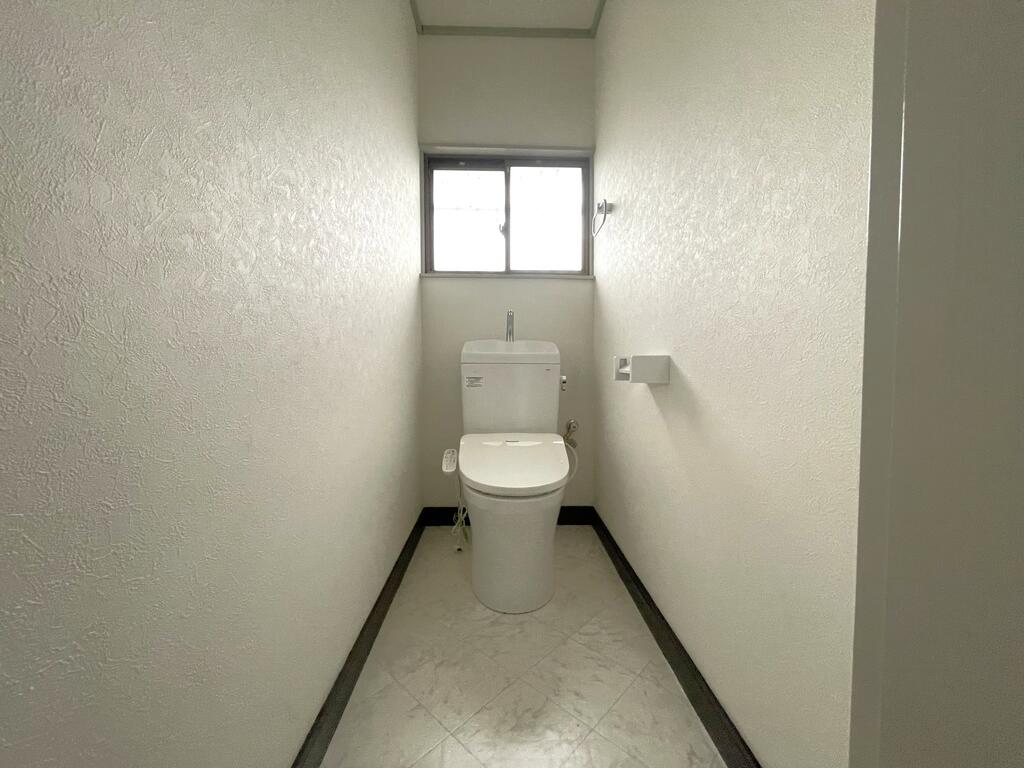 大膳一丁目貸家のトイレ写真
