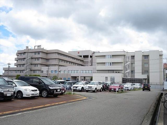 病院　金沢赤十字病院（病院）まで526m