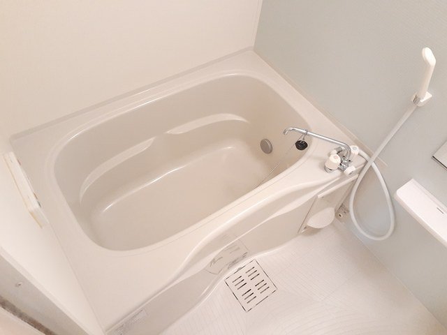 バス・シャワールーム　お風呂です