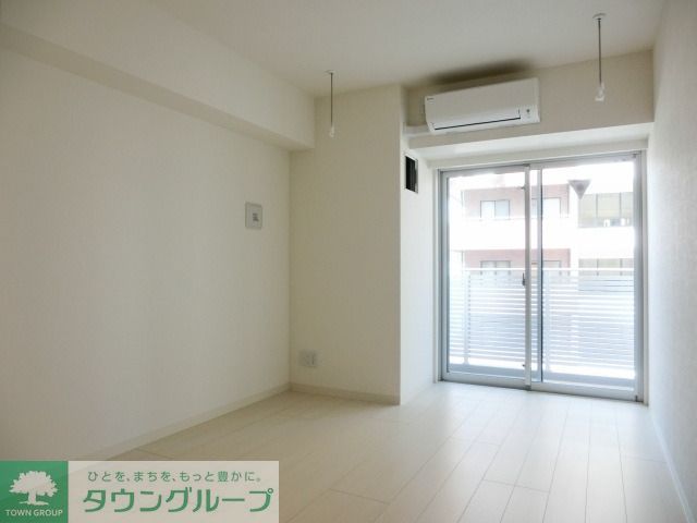 その他部屋・スペース　7.7帖の洋室、一人暮らしにちょうど良い広さです