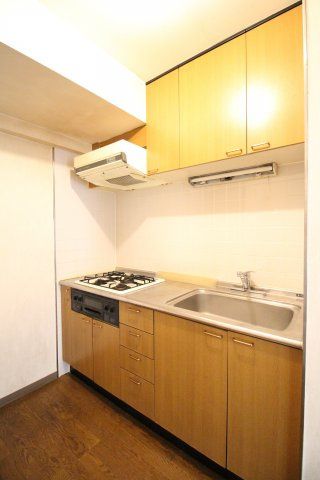 キッチン　（別タイプ参考写真）ファミールコジマ　北区田端新町3