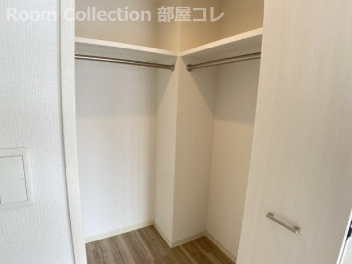 収納　※同物件他部屋写真　反転・色違いの場合有　現状優先