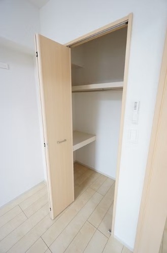 収納　かさばりやすいお洋服もたっぷり収納可能です