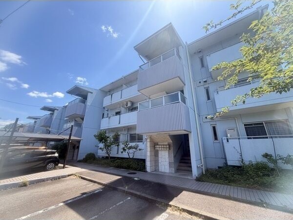 建物外観　建物外観を気になさる方へ、見た目の良い物件です