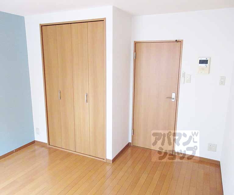 居室・リビング　広々としたお部屋です